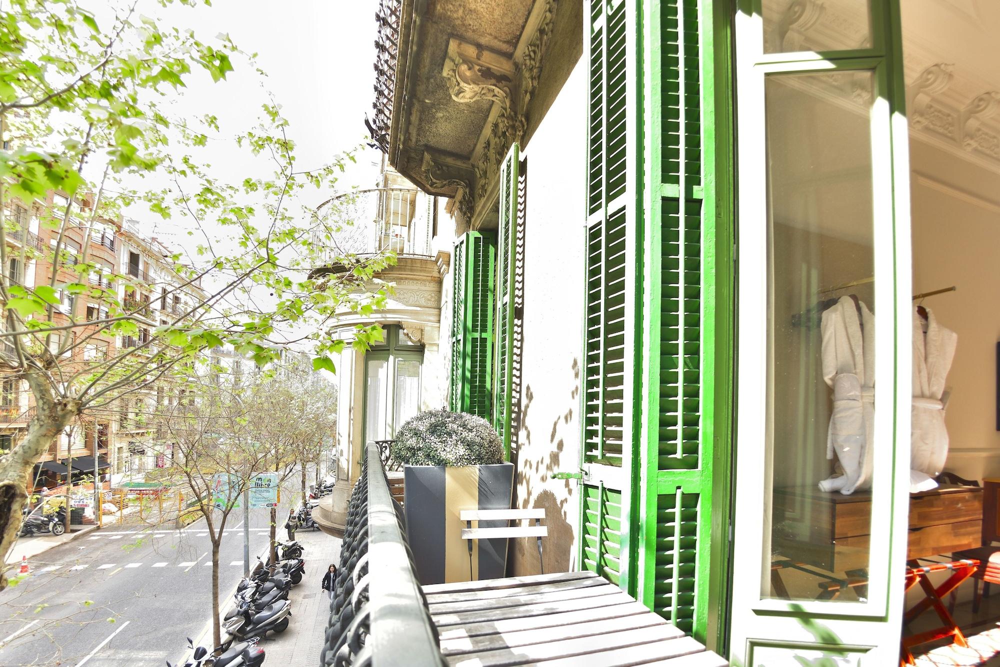 Mihlton Barcelona Boutique B&B (Adults Only) Ngoại thất bức ảnh